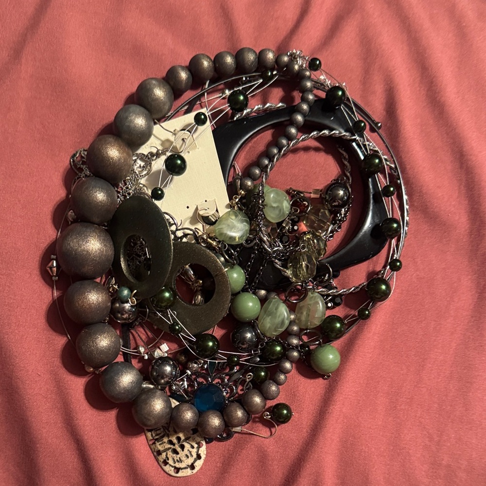 Elegant Beaded Jewelry Set